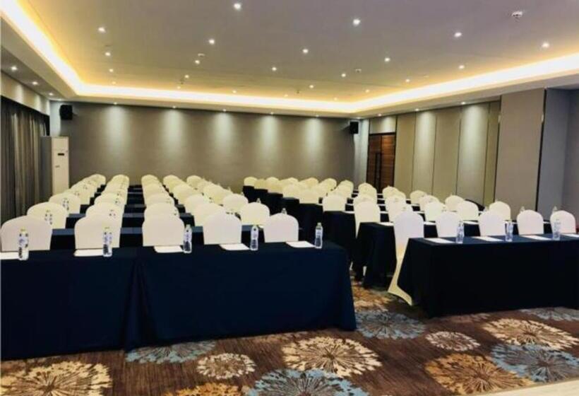 هتل City Comfort Inn Guilin Bus South Station Wanfu Plaza