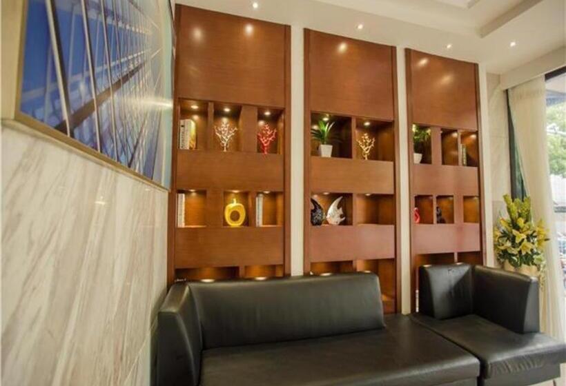 هتل City Comfort Inn Nanchang Tengwang Pavilion Metro Station