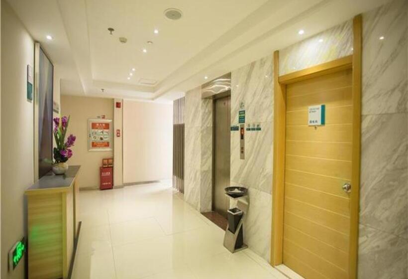 هتل City Comfort Inn Nanchang Tengwang Pavilion Metro Station