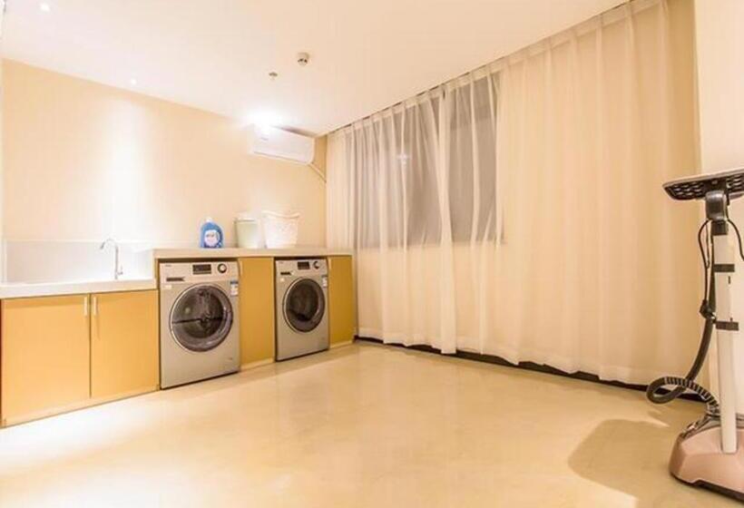 Отель City Comfort Inn Nanning Haijixing Jiangnan Park Metro Station