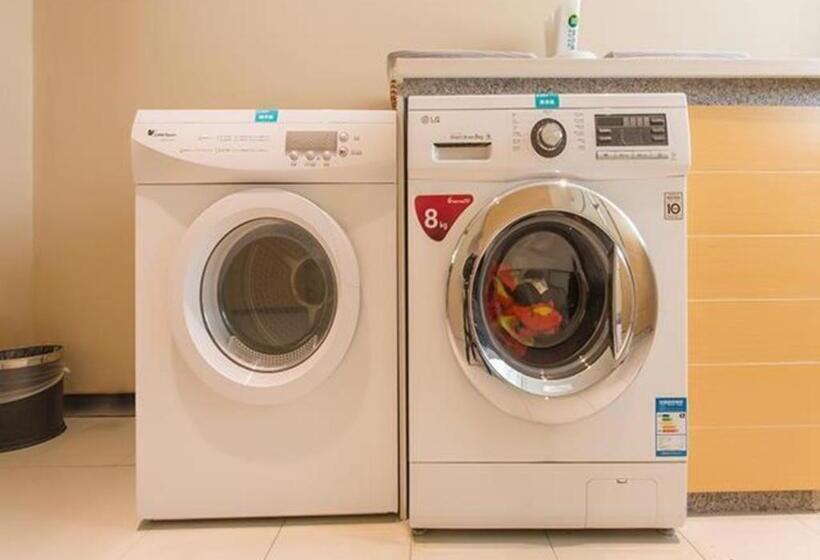 Отель City Comfort Inn Nanning Chaoyang Square Theater Metro Station