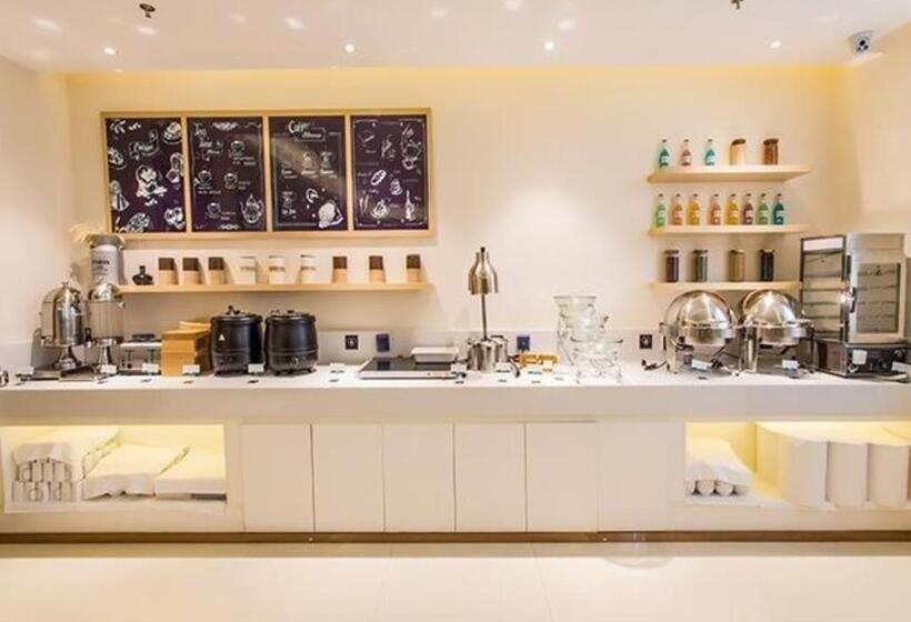 هتل City Comfort Inn Nanning Taoyuan Road