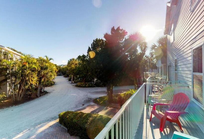 فندق North Beach Village 27