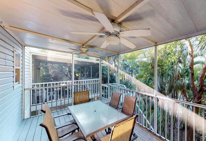 فندق North Beach Village 27