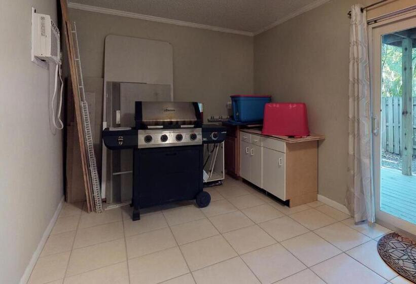 فندق North Beach Village 27