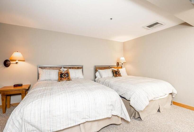 هتل Shoshone 1972