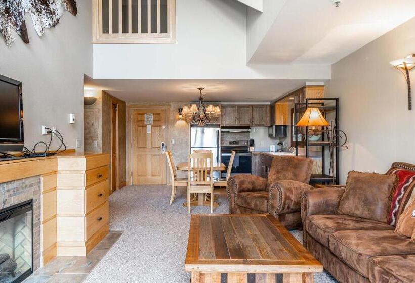 هتل Shoshone 1972