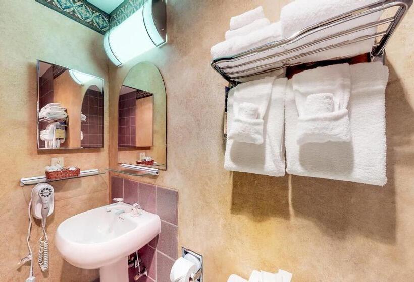 هتل Shoshone 1972