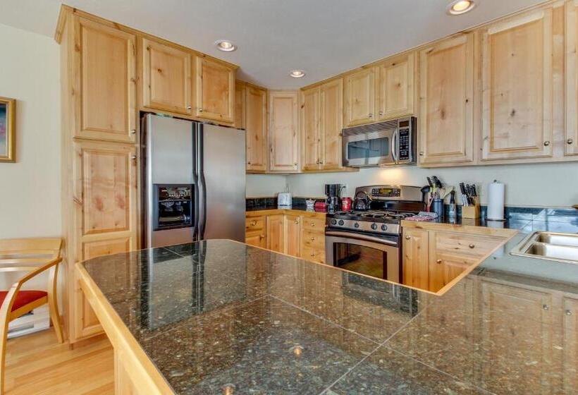 فندق The Bluff Mountain Retreat