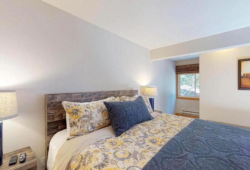 فندق The Bluff Mountain Retreat