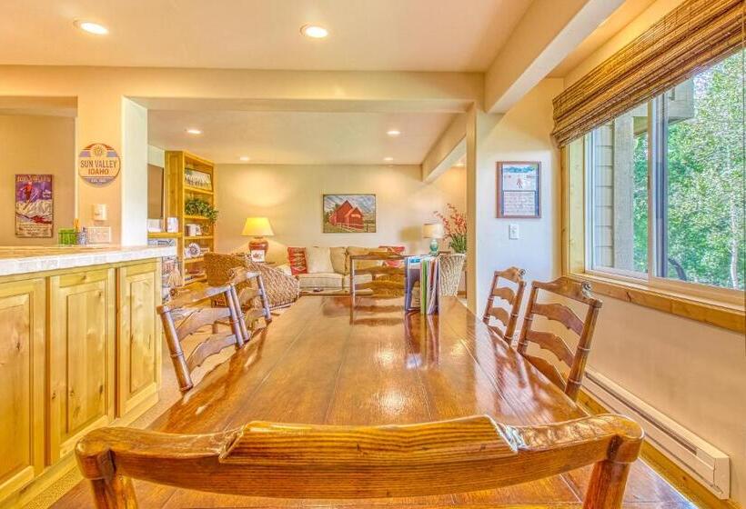 فندق The Bluff Mountain Retreat