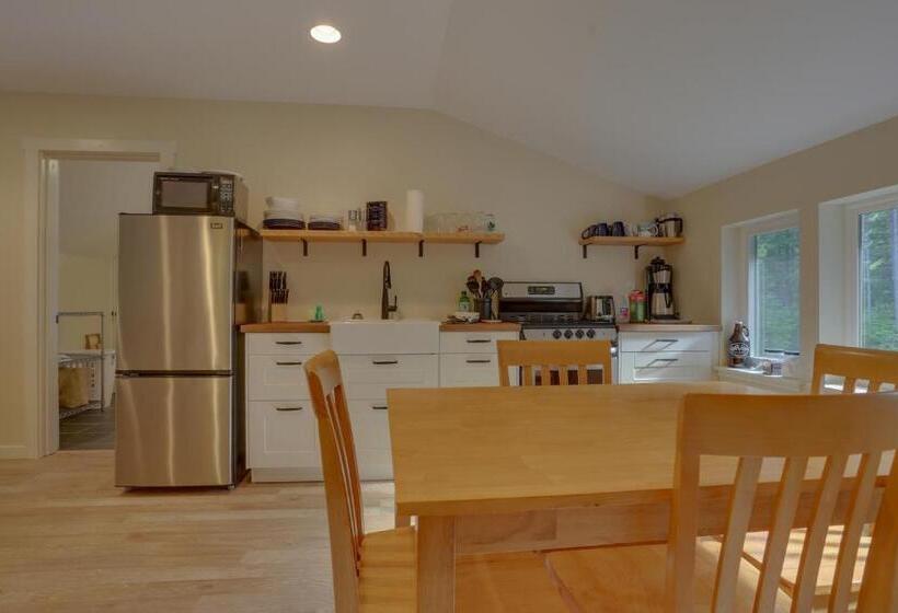 فندق White Salmon River Refuge