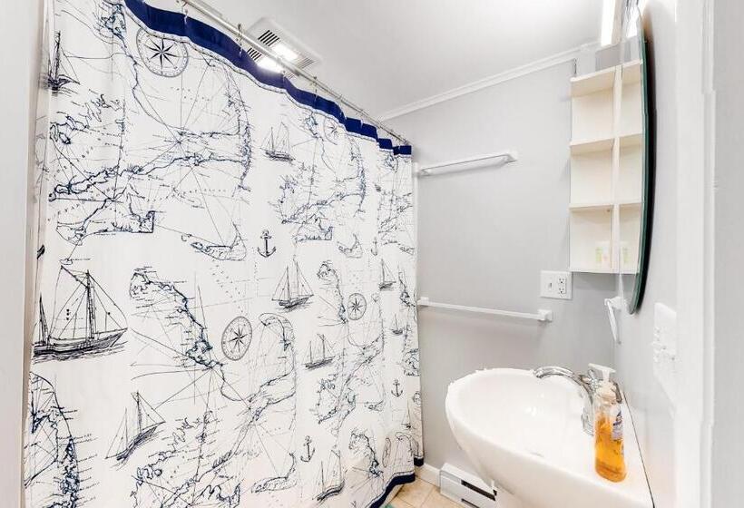 فندق Beach Rose Guest Studio