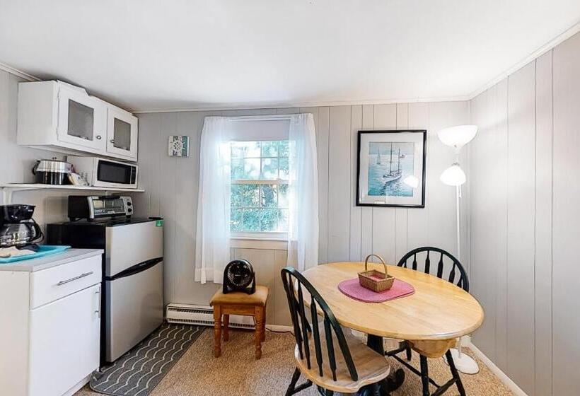 فندق Beach Rose Guest Studio