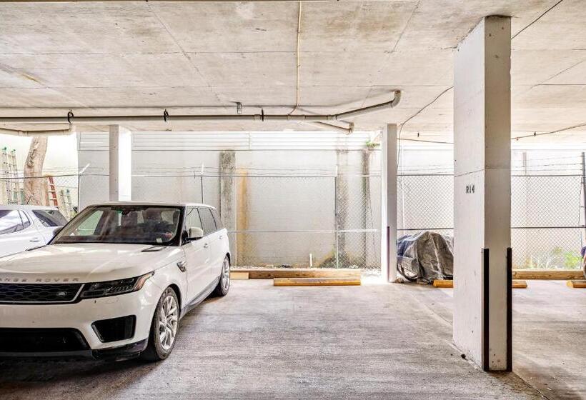 ホテル Casa Cubana @ Duval Square R14