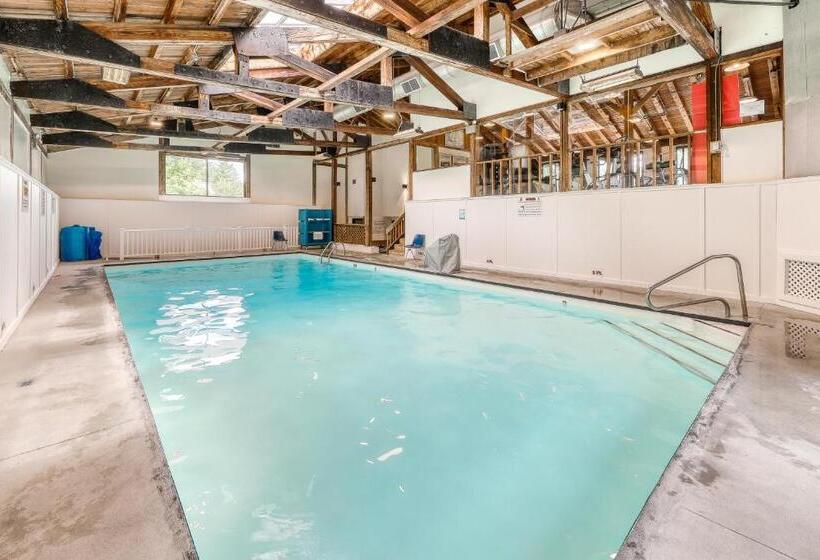 هتل Mountainside Resort H201