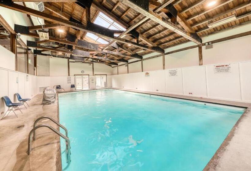 هتل Mountainside Resort H201