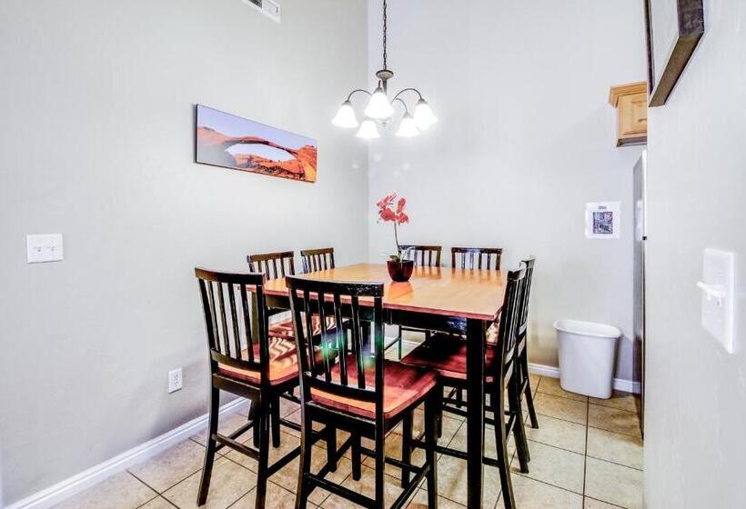 Отель Red Cliff 2j