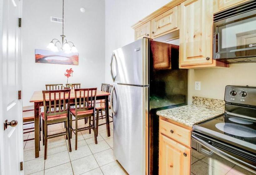 Отель Red Cliff 2j