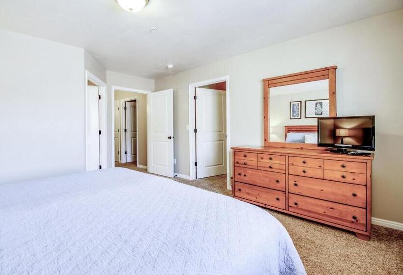 Отель Red Cliff 2j