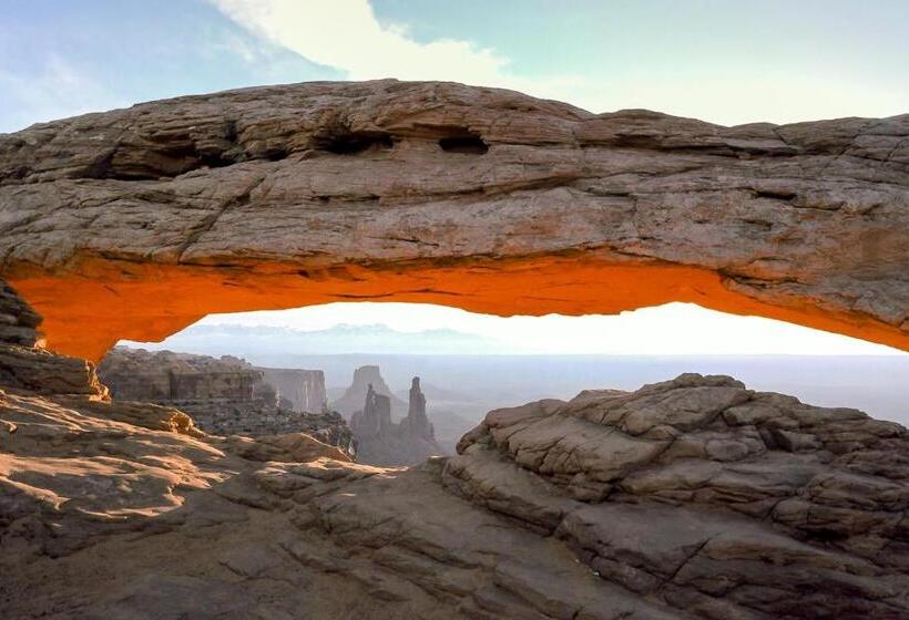 Отель Red Cliff 2j