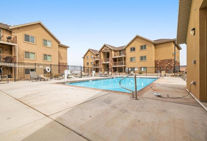 Отель Red Cliff 2j