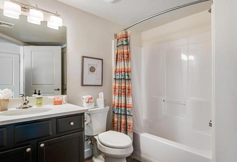 Отель Red Cliff 2j