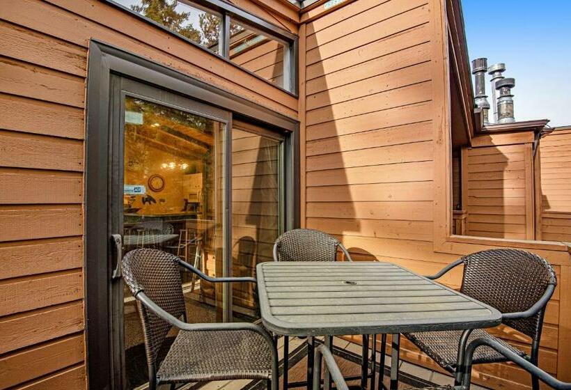 ホテル Short Walk To Lifts!