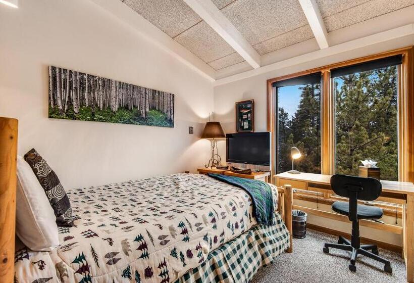 ホテル Short Walk To Lifts!