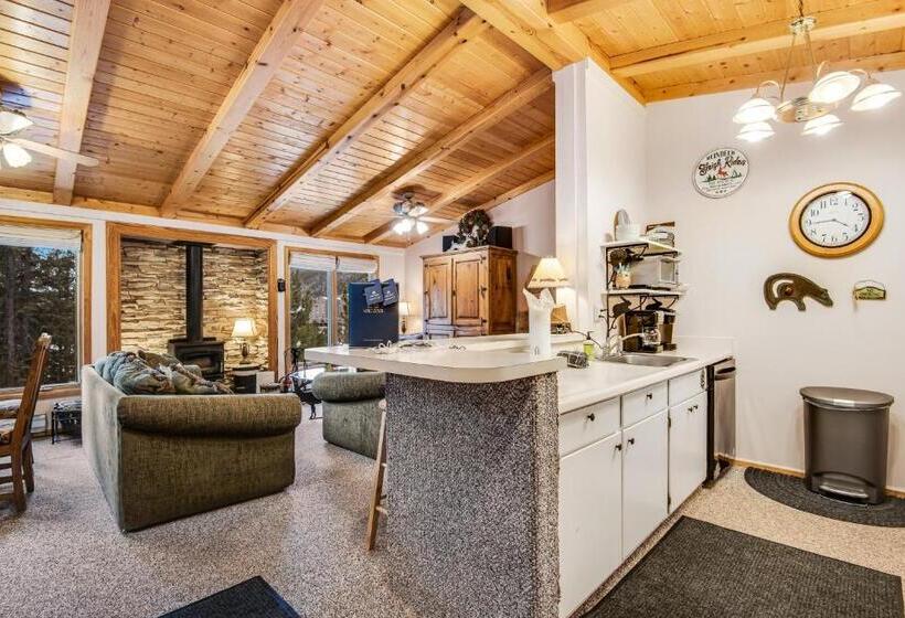 ホテル Short Walk To Lifts!