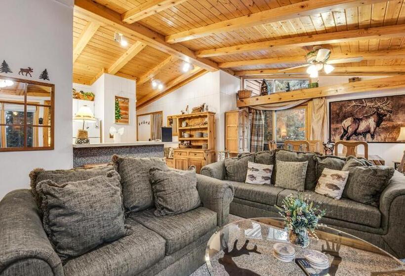 ホテル Short Walk To Lifts!