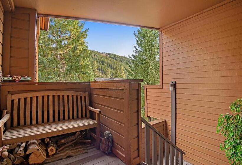 ホテル Short Walk To Lifts!