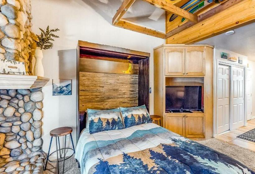 호텔 The Lake House