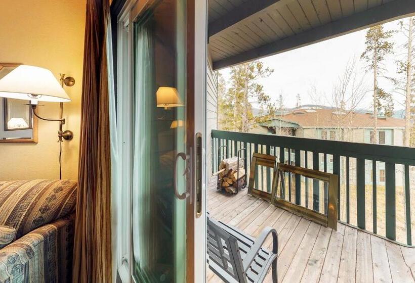 酒店 Treehouse 108