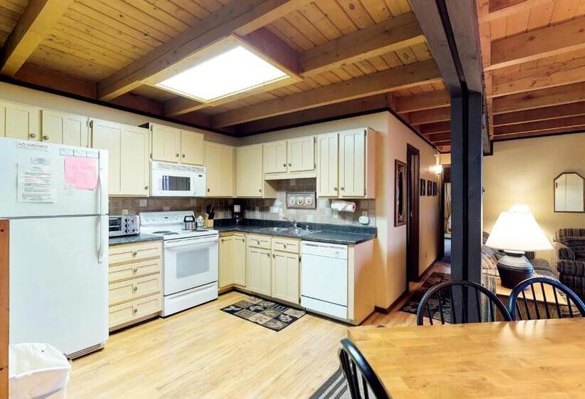 酒店 Treehouse 108