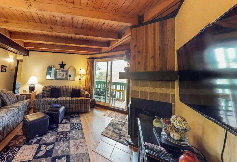 酒店 Treehouse 108