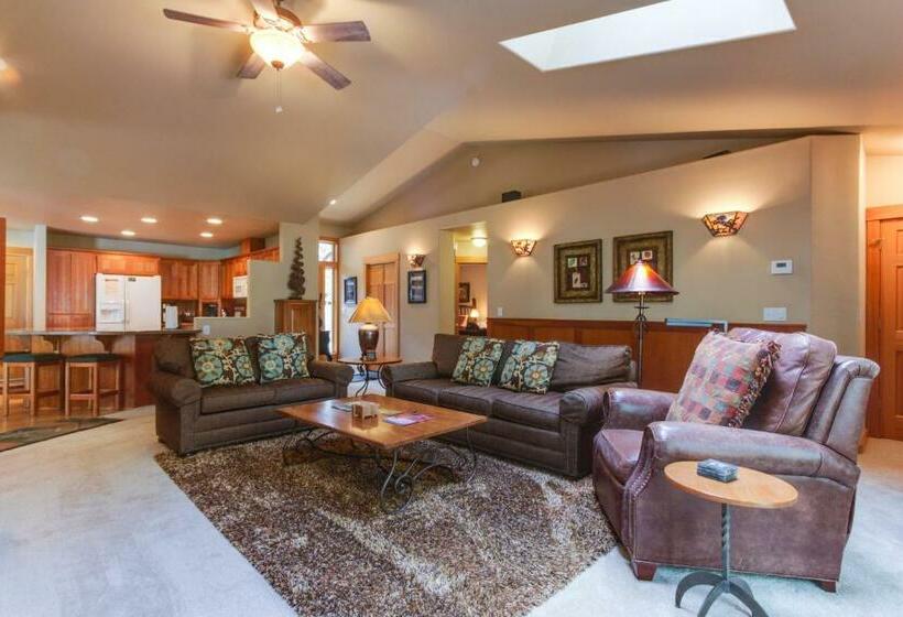 호텔 Conifer Lane 01 | Discover Sunriver