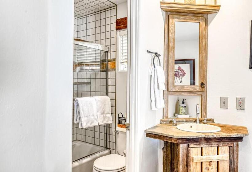 호텔 Double Diamond Ski In/ski Out Chalet