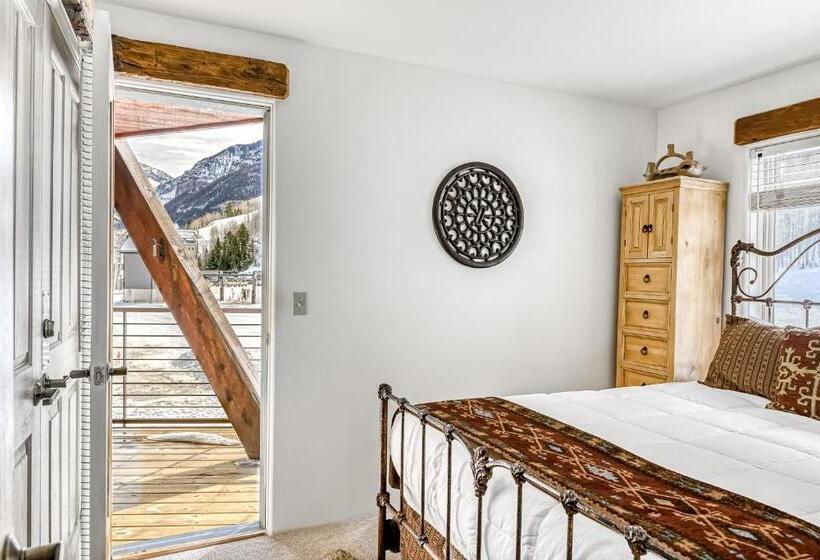 호텔 Double Diamond Ski In/ski Out Chalet