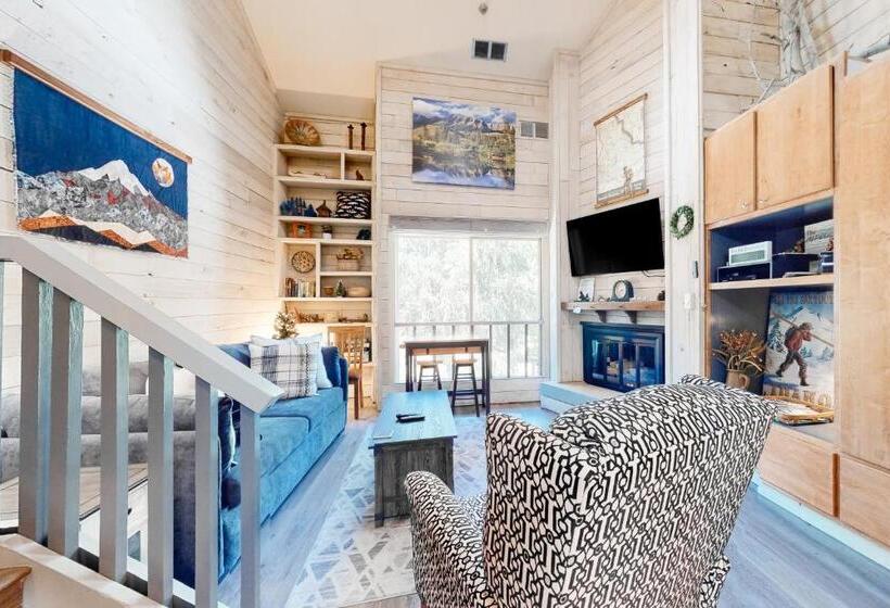 فندق Elkhorn Studio Condo   The Clocktower