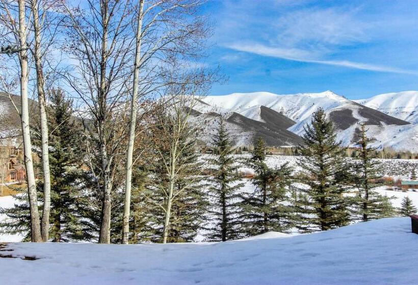 فندق Elkhorn Studio Condo   The Clocktower