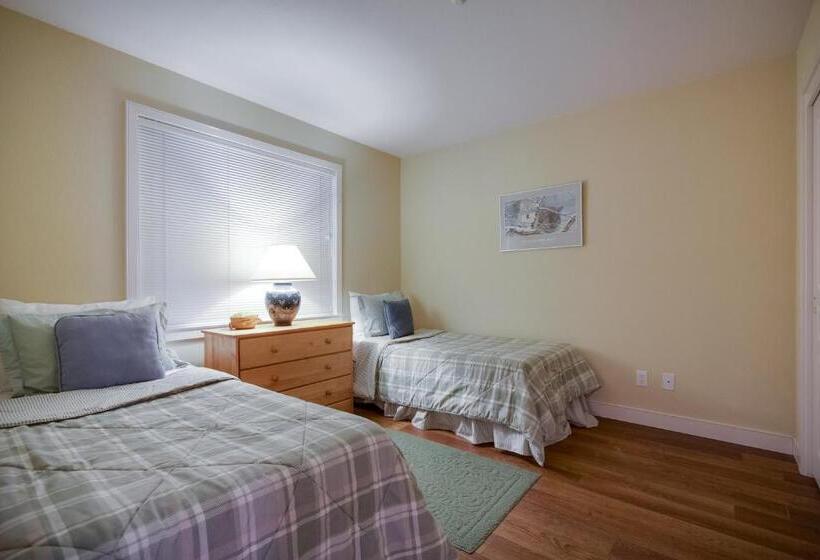 فندق Marina Escape