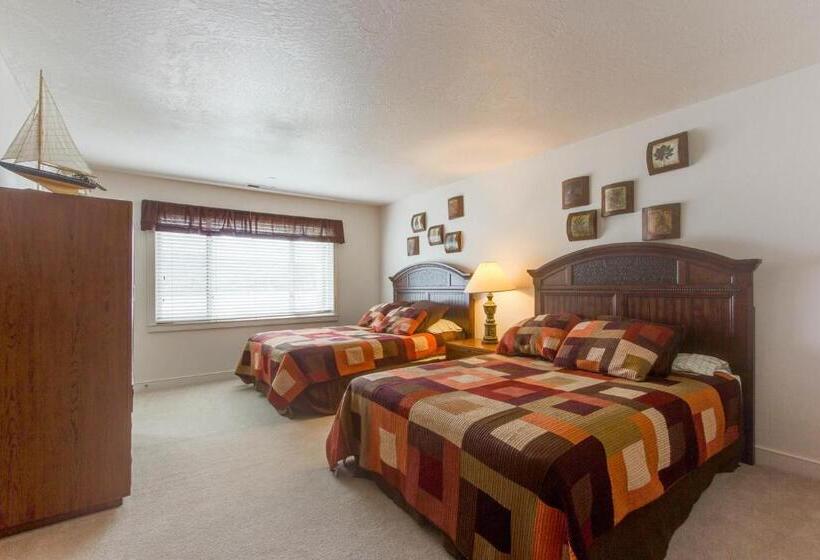 فندق Marina Escape