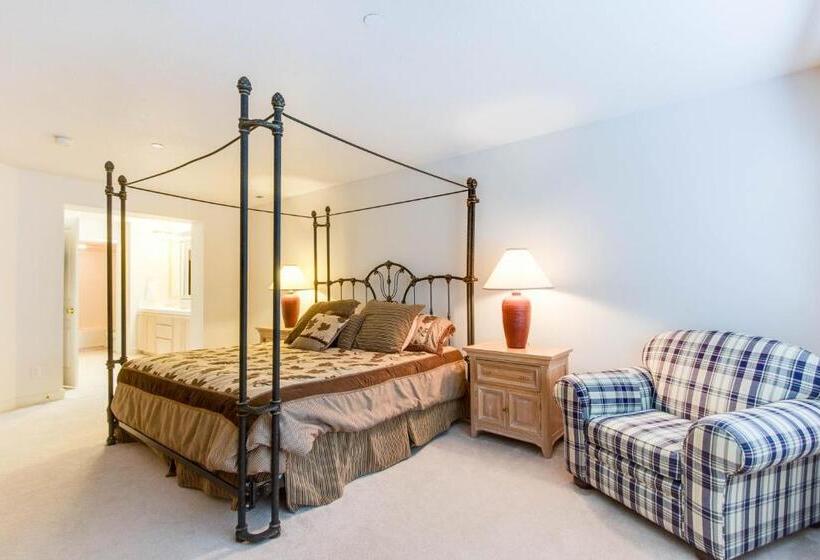 فندق Marina Escape