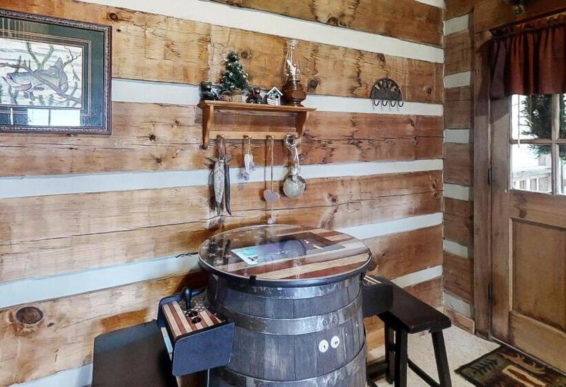 فندق Misty View Cabin