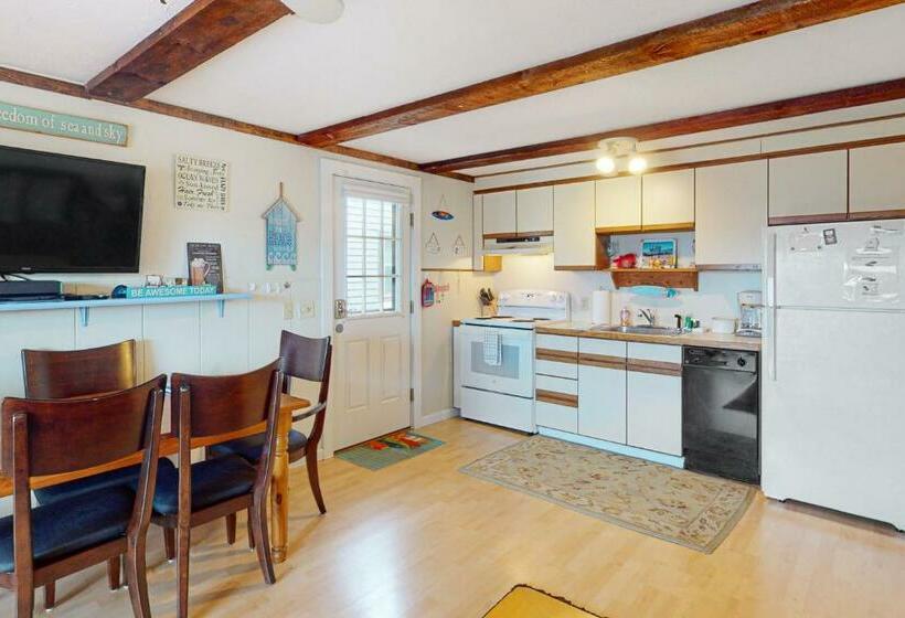 酒店 The Place To Be..