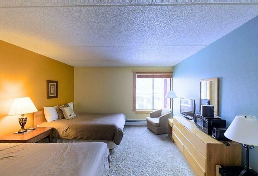 Отель Village Square Room #633