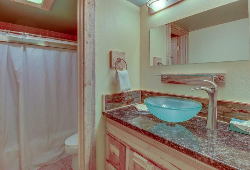 Отель Village Square Room #633