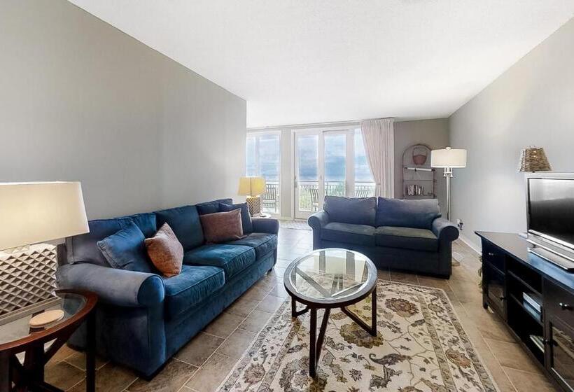 فندق 1312 Ship Watch