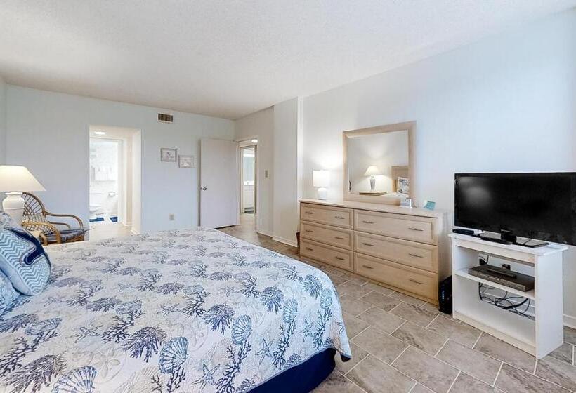 فندق 1312 Ship Watch